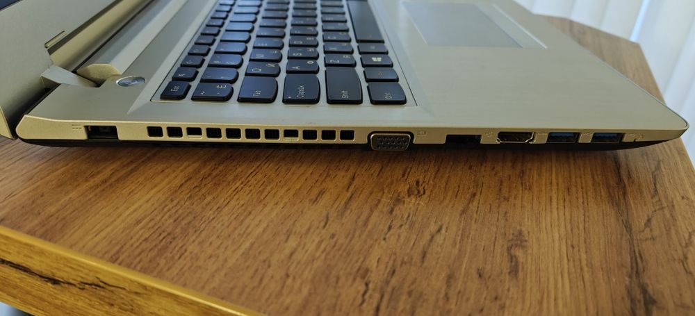 Ноутбук Lenovo Z51-70 15.6" i7-5500U/16GB RAM/1TB HDD, Radeon R9 M375