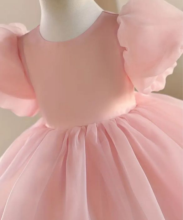 Детское розовое платье для девочки на 100 см (3-4 года)