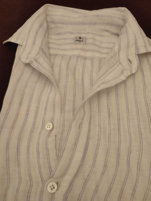 Camisas novas italianas da marca DANOLIS