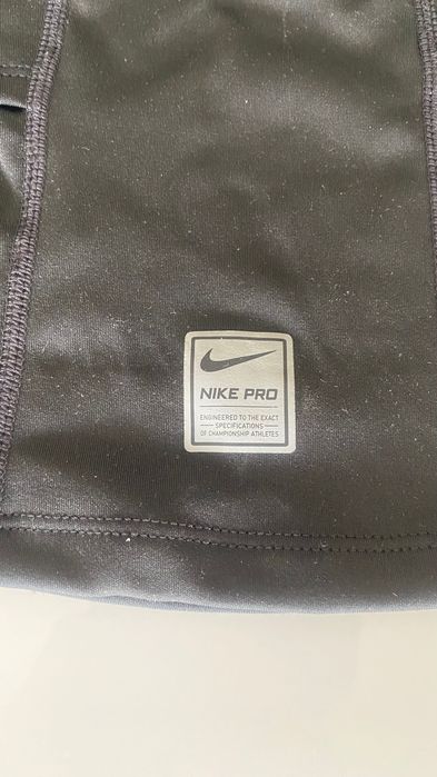 Balaclava Nike com caixa