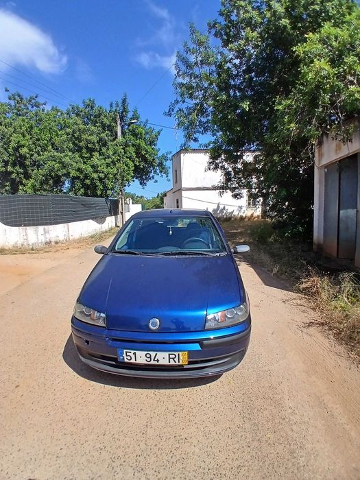 Fiat punto 2001 automática466886838410946562
