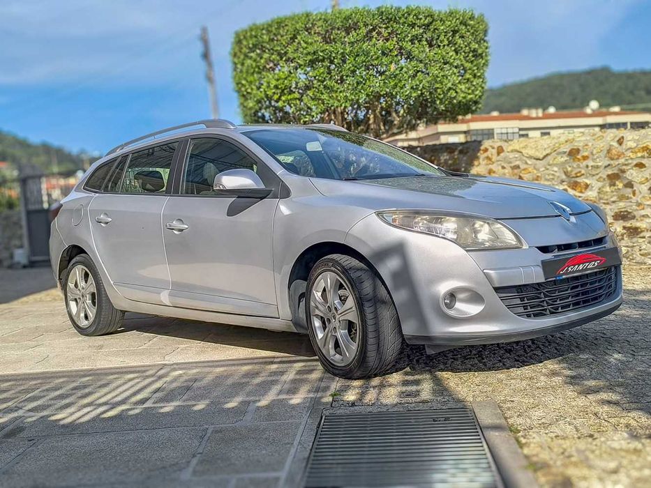 Renault Mégane Break Sport Tourer 1.5 DCI 110cv *Cx 6 Velocidades*