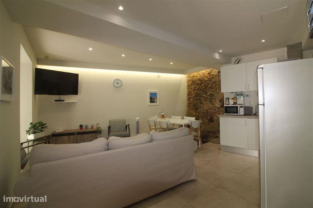 Prédio, 10 quartos, Coimbra, Alta