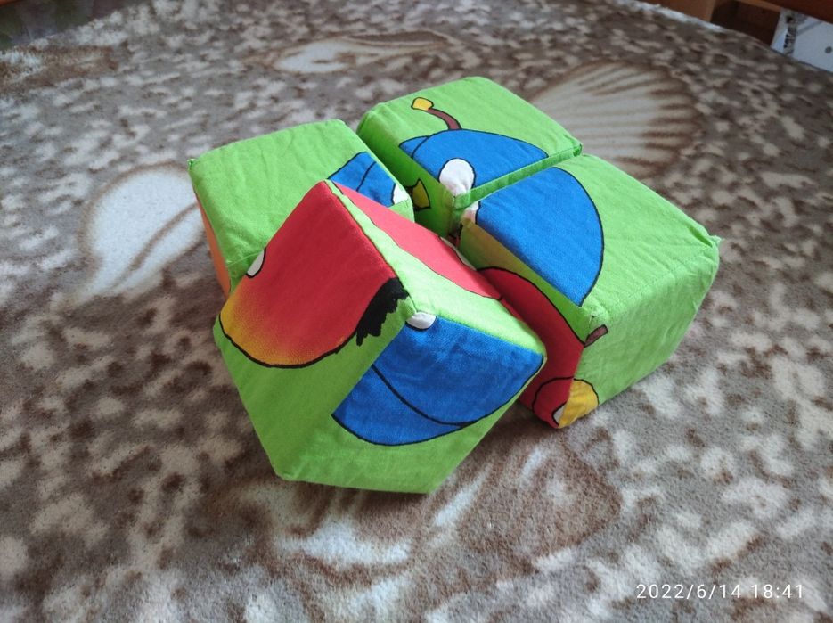 Продам мягкие детские кубики пазлы