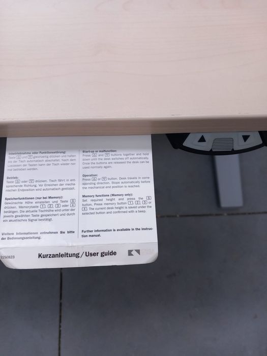 Biurko elektryczne regulowane z regulacją wysokości