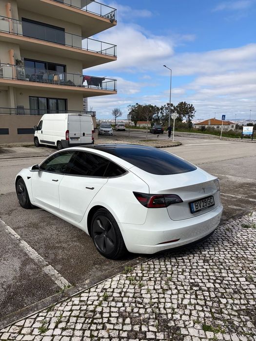 Tesla Model 3 Standard Range Plus RWD