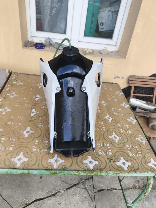 Katm LC4 bak zbiornik boczki korek kranik