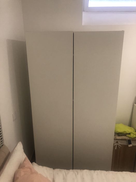 Armario branco Ikea em bom estado.