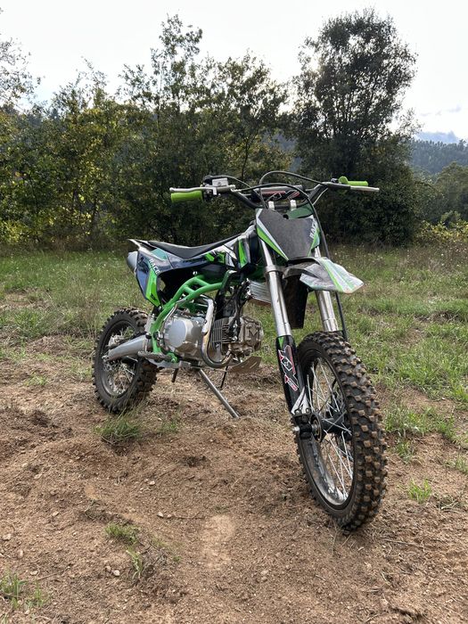 Pit bike 140.