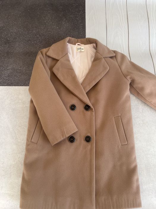 Пальто для дівчинки