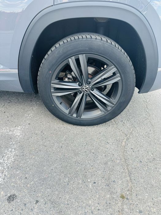 Продам Volkswagen Atlas