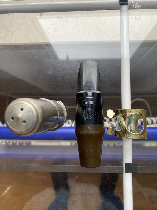 Saxofone Tenor Musica Steyr 702/F-DSIB C/Fá# e estojo