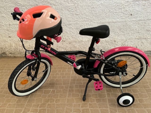 Bicicleta Infantil BTWIN roda 16 (com rodas de apoio)