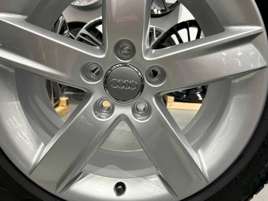 Oryginalne koła zimowe 17 5x112 ET46 Audi A4 B8 225/50R17 Firestone