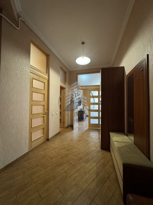 Оренда 2-кімнатної квартири в центрі Львова, площа Ринок - More