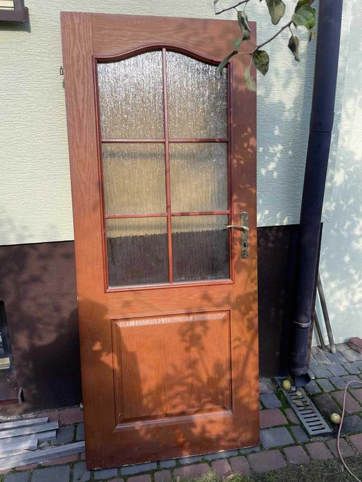 Drzwi wewnętrzne 80 x 200 z szybą lewe