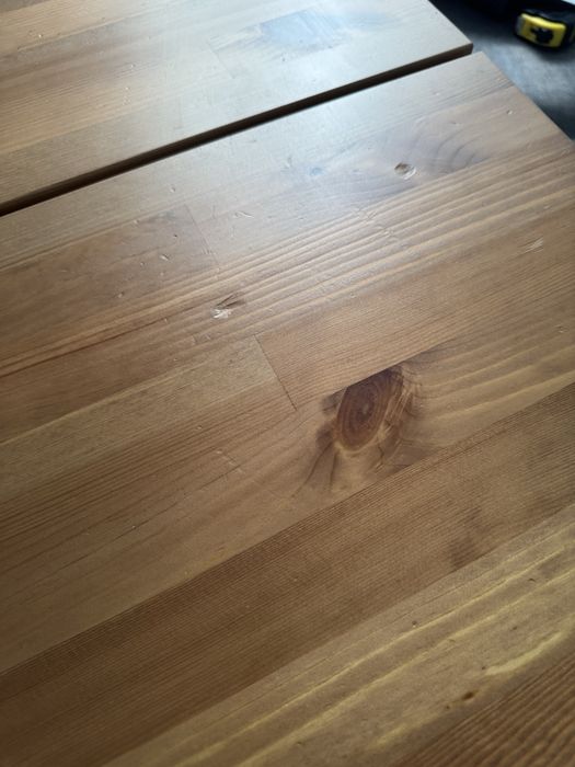 Stół z litego drewna Ikea