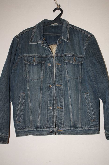 Джинсовая деми теплая куртка р-S (46) відмінний стан