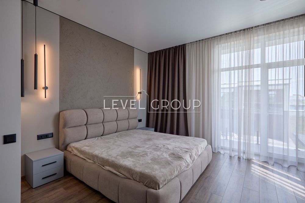 Продаж сучасного котеджу 150 м2 з ремонтом КМ Osocor House, Дарницький район, Славутич, Київ