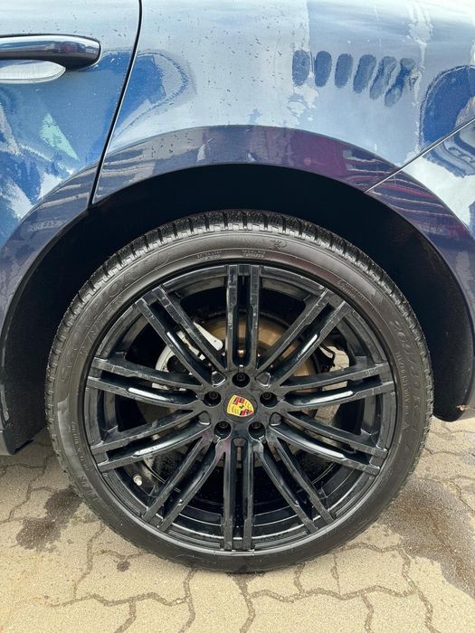 Porsche Macan full options