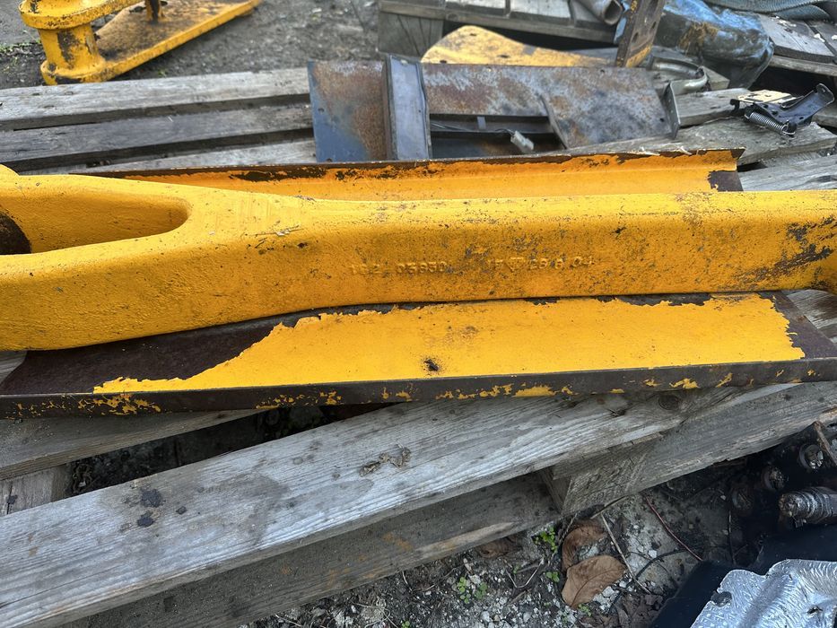162/03830 JCB Łącznik kość ramie