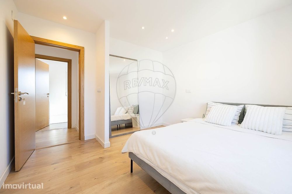 Apartamento T2 para venda — Rio de Mouro, Lisboa