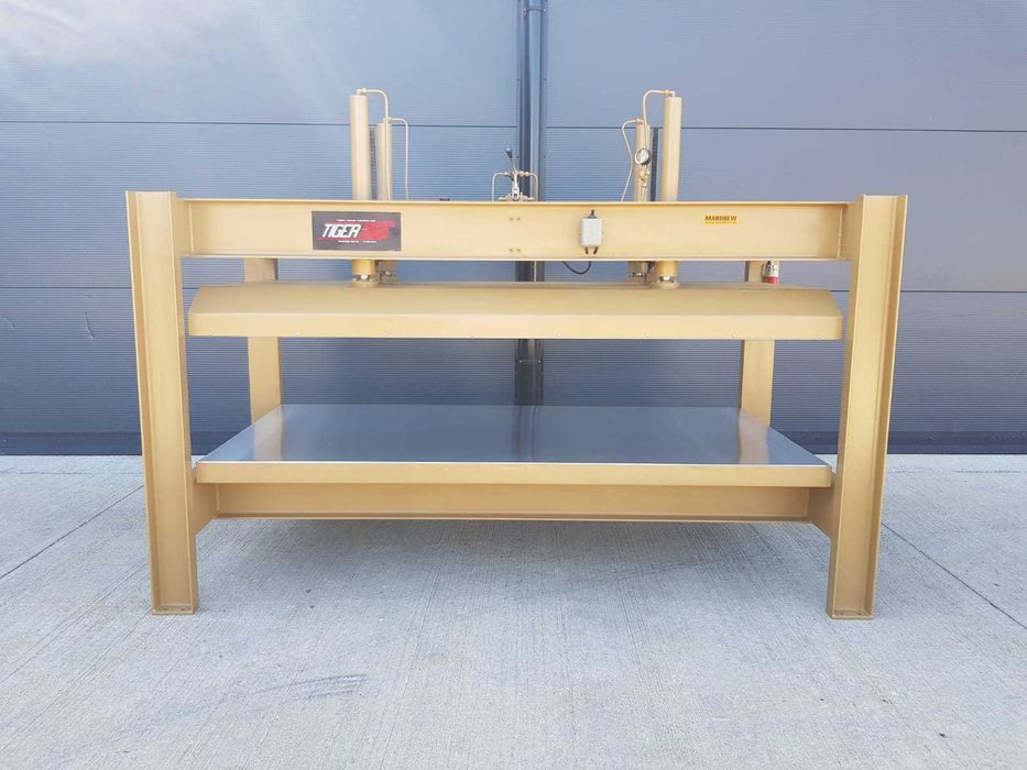 Prasa półkowa Tiger 2500x1300 14/25