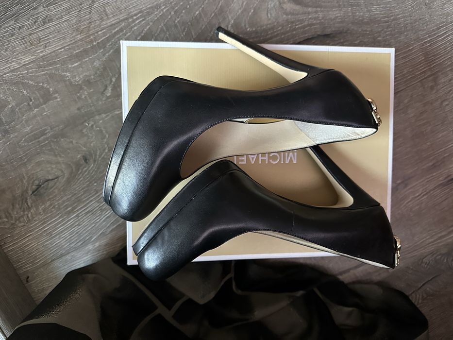 Michael Kors Hamilton Pumps 5' Heels na platformie