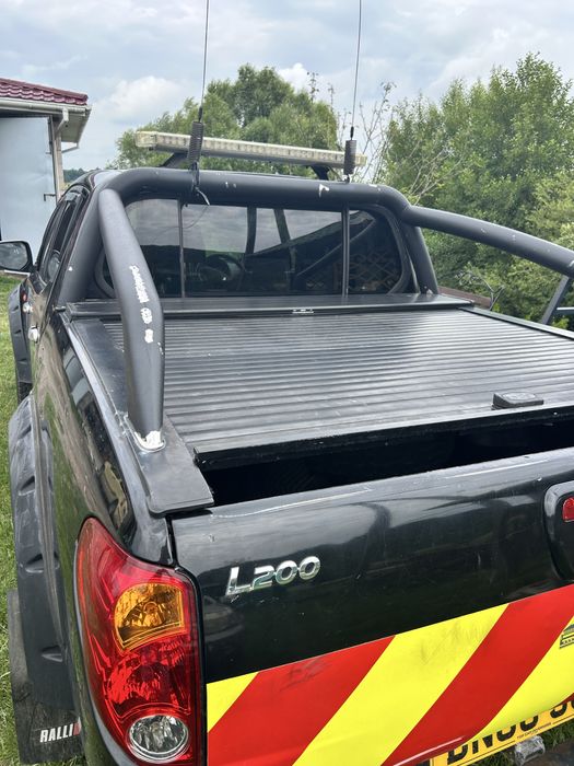 ролета на mitsubishi l200