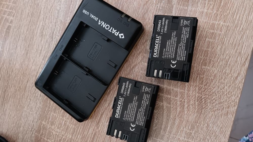 Bateria Duracell + carregador Patona