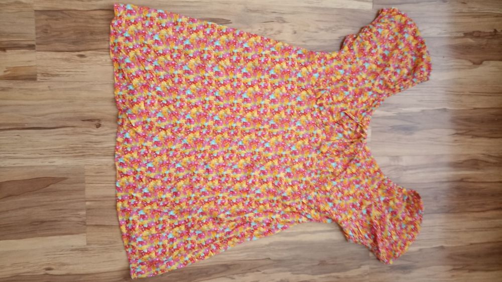 Letnia kwiecista sukienka tunika Primark rozmiar 46