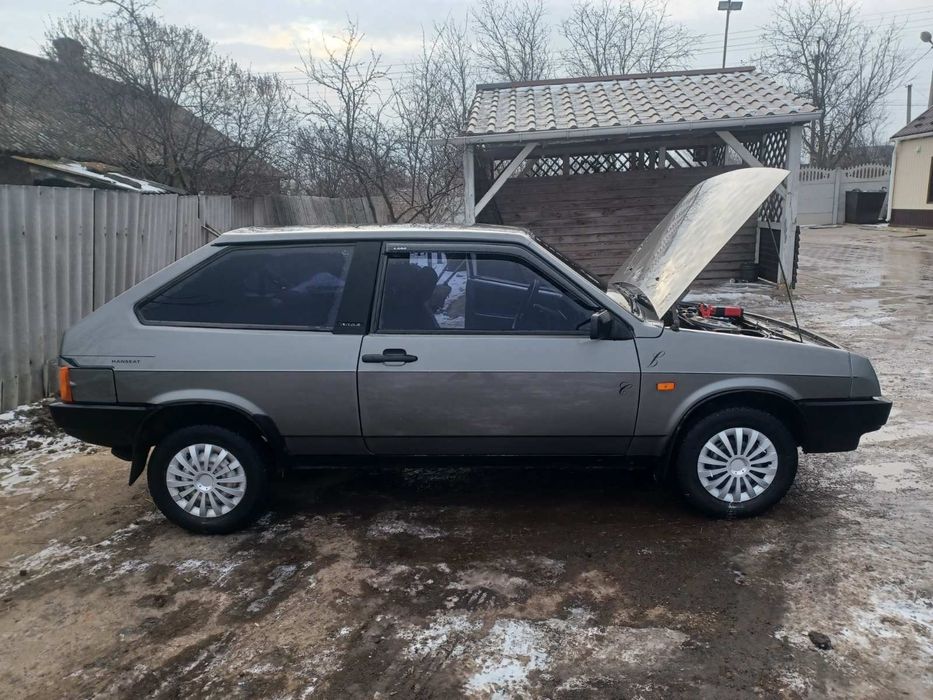 Продаю машину  ВАЗ 2108