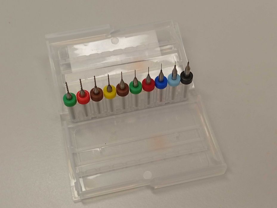 Ferramentas para modelismo Tamiya e kits 1/35 da Mini