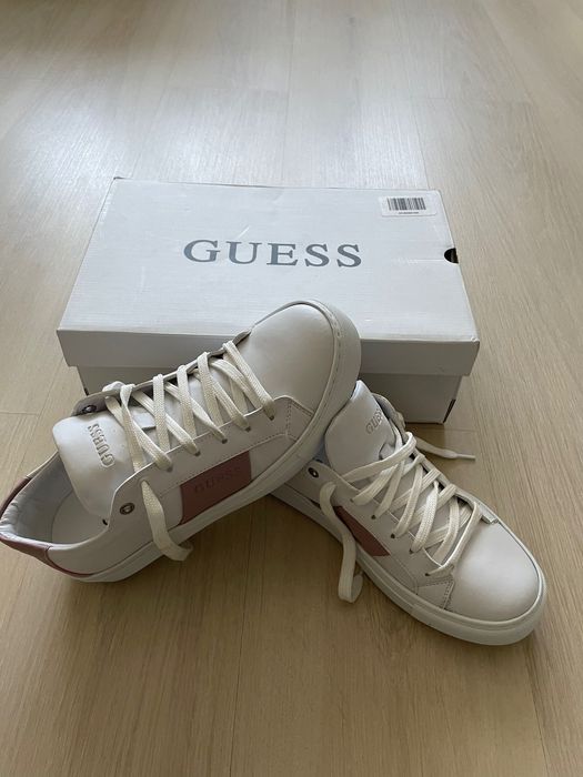 Sneakersy Guess 38 oryginalne