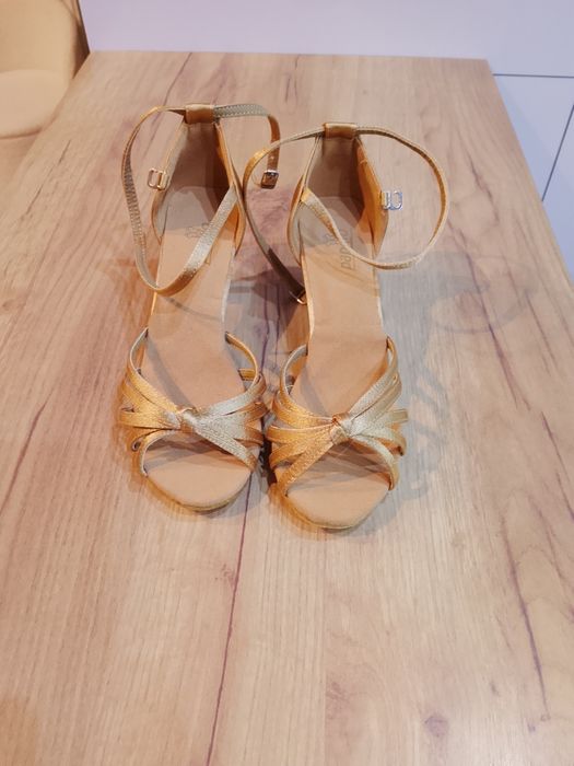 Buty do tańca latino