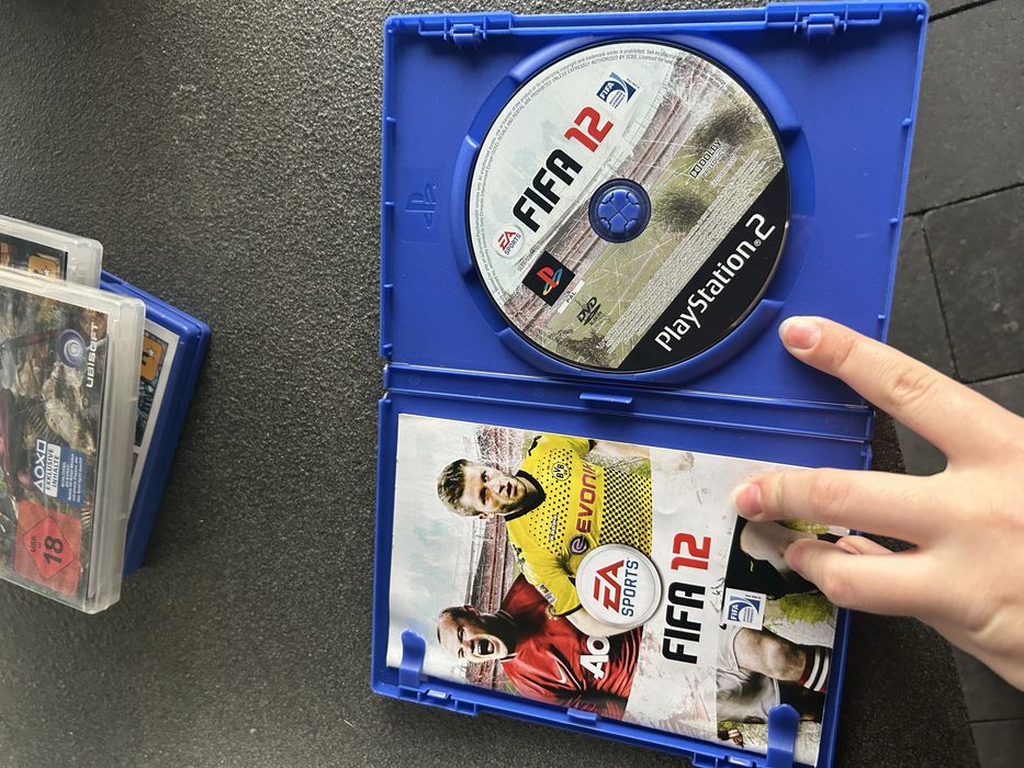 FIFA 12 PS 2 gra