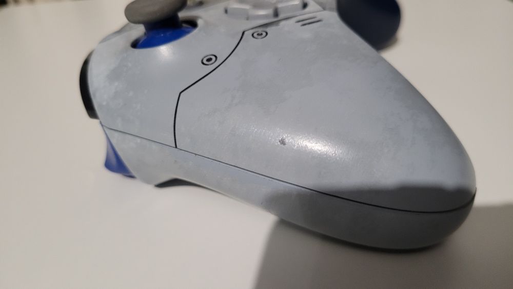 Oryginalny Pad Xbox One S limitowany Gears Kait Diaz