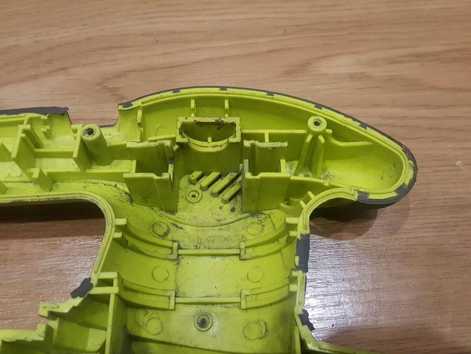 Ryobi Ess200Rs Obudowa Pokrywa Korpus