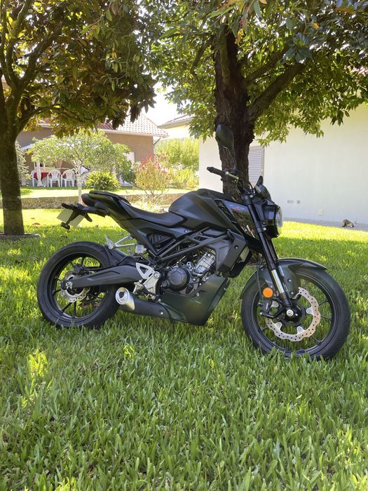 Honda CB 125R 2023