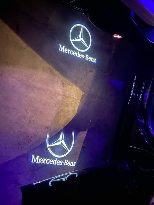 Подсветка в двери с логотипом. BMW, Toyota, VW, Audi, Mercedes, Lexus.