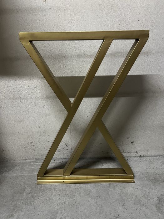 Perna de Mesa Dourada