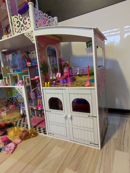 OGROMNY domek dla lalek Barbie + 11 lalek + akcesoria