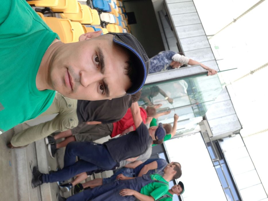 Грузоперевозки по Киеву Доставка по Украине Услуги грузчиков