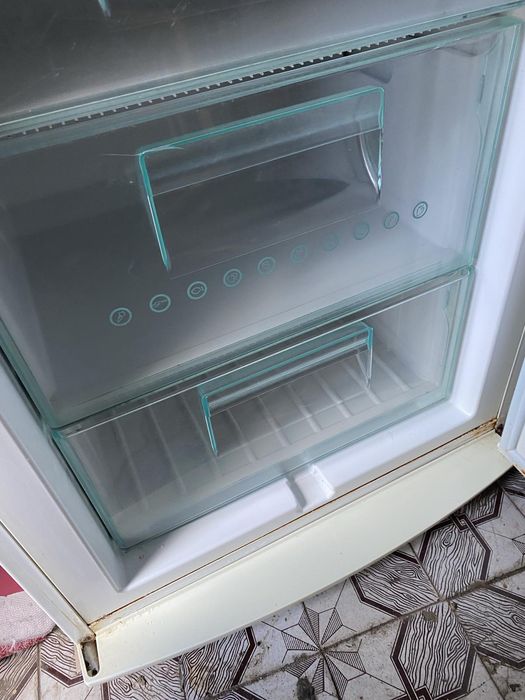 Холодильник Electrolux 2016