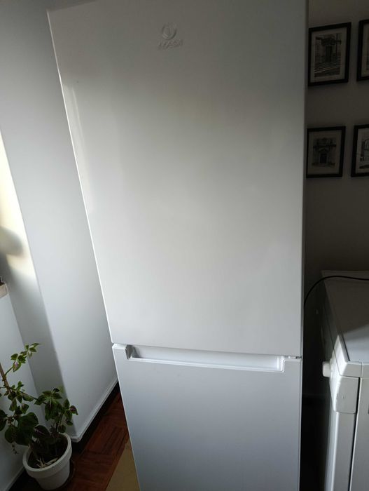 Frigorifico combinado - Indesit