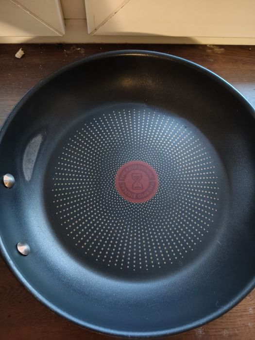 Używane patelnie Tefal duetto+ 24 i 28cm.