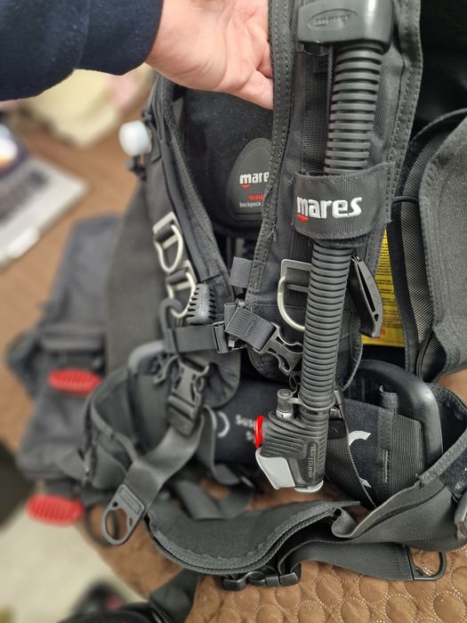 Vende equipamento de mergulho impecável