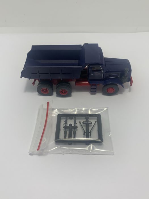 Camião Kaelble da Wiking escala 1/87