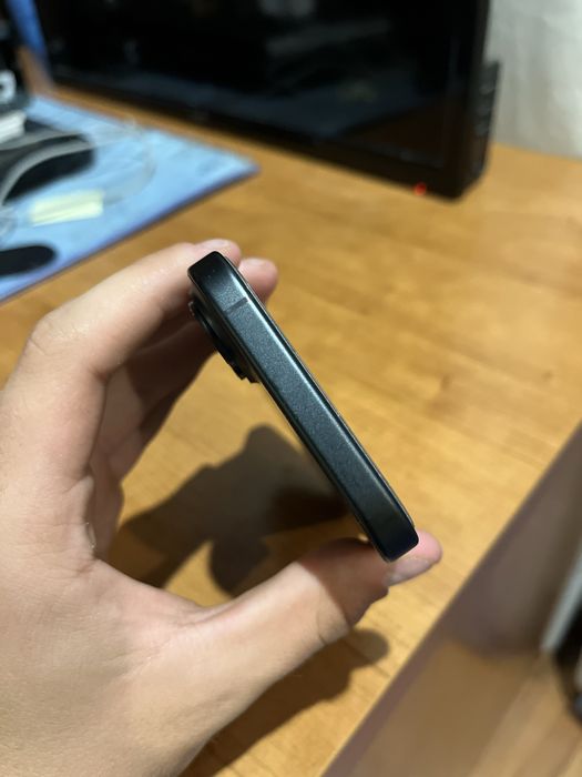 Iphone 16 novo com capas por abrir