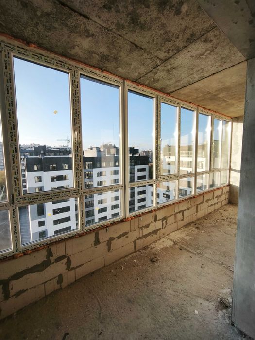 Продаж 3к квартири. ЖК "Автобіографія" Виставка, вул.Озерна